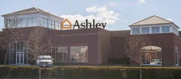 Ashley HomeStore - Easton