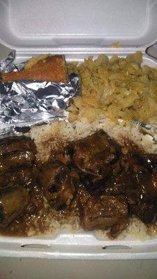 Oxtails, Rice, Cabbage & Cornbread