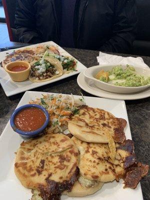 Pupusas .. loroco y queso  Tacos  .. adobada y carnitas