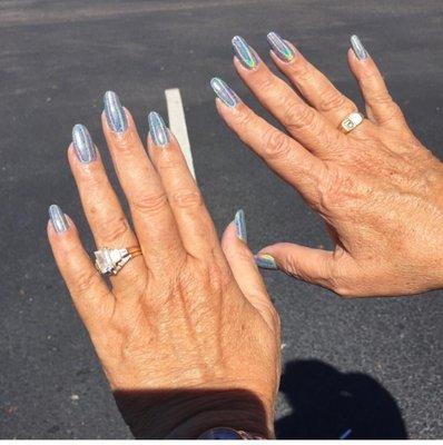 Chrome nails