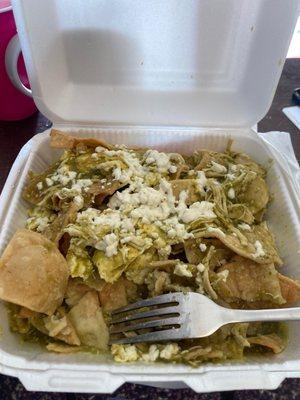 Chilaquiles con salsa verde y pollo  These are good! This bakery has awesome tamales rojos and the best champurrado!