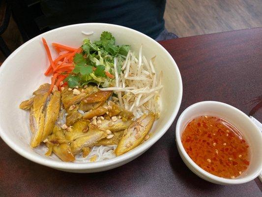 Vermicelli with Grilled Chicken