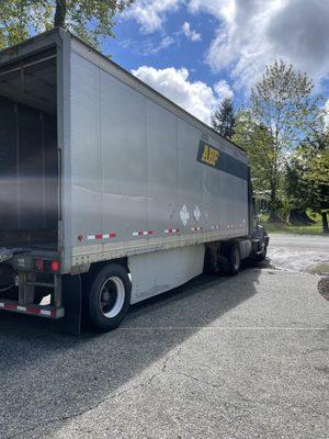 28-foot truck container