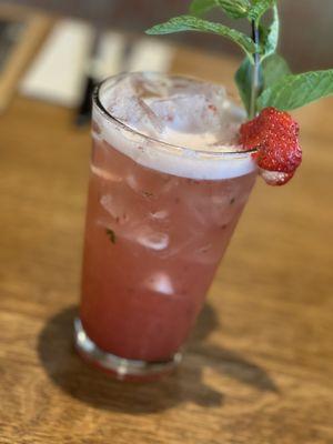 STRAWBERRY COOLER