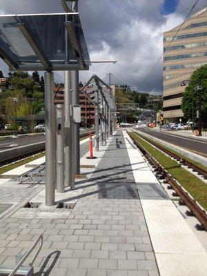 Portland Milwaukie Light Rail project, Lincoln and SWF Train stations