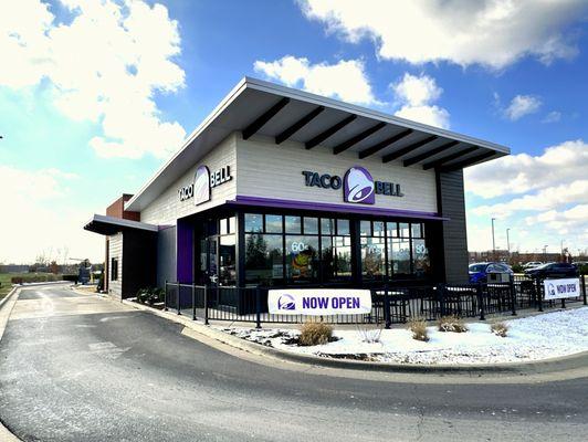 Restaurant Exterior, Drive-thru and Patio