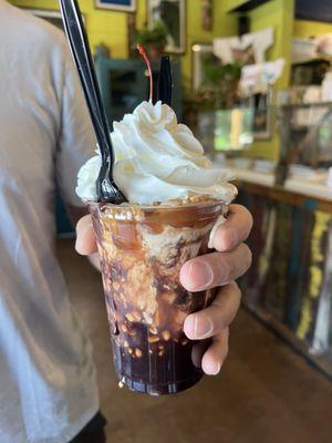 Turtle sundae - so delicious!