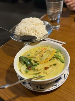 Green Curry with shrimp