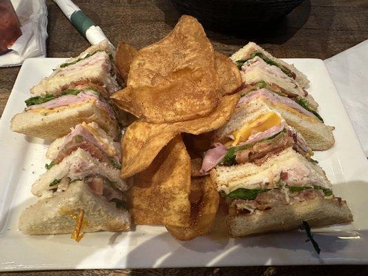 Pub Club Sandwich