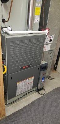 Another top of the line furnace installed with the Trane patented CleanAir Effects.