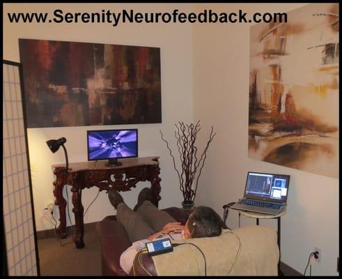 A relaxing NeurOptimal training session at the Fort Worth Serenity Neurofeedback office