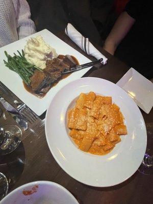 Rigatoni alavodka & special Short Ribs