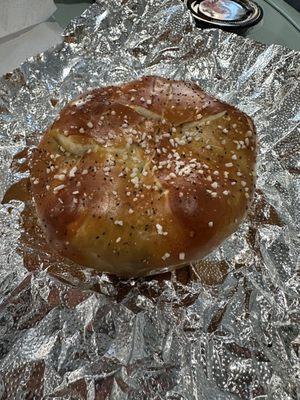 Pretzel Burger