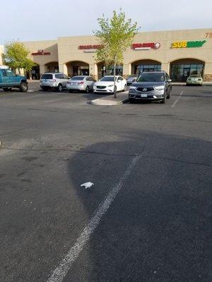 Storefront photo of the Horizon Ridge Parkway at Horizon Drive Subway.