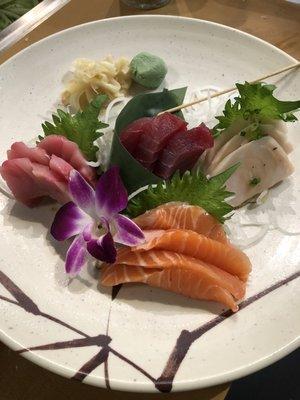 12 pcs sashimi