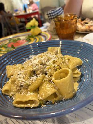 Calamarsta Con Creama Di Burata Al Pistacchio & Salsiccia