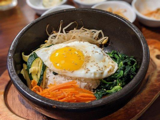 Dolsot Bibimbap