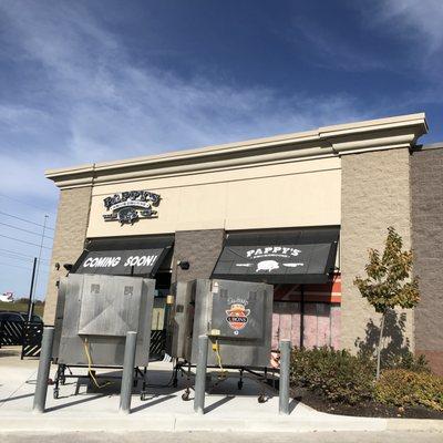 Pappy's St. Peters location at I-70 and Mid Rivers Mall Drive.