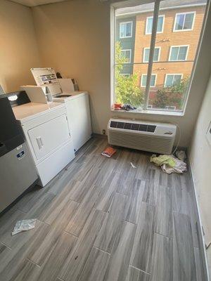 The laundry room and ice machine.