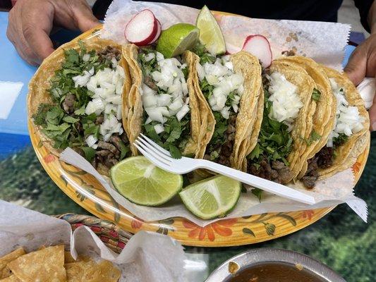 Tacos de asada steak tacos