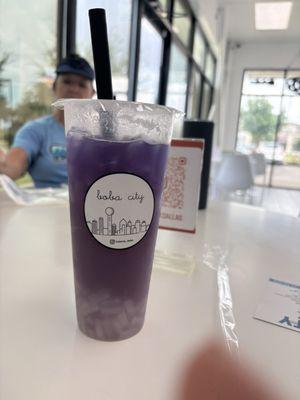 Pineapple butterfly tea and lychee jelly