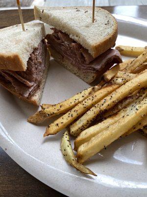 Roast Beef Sandwich Hand-Cut Fries