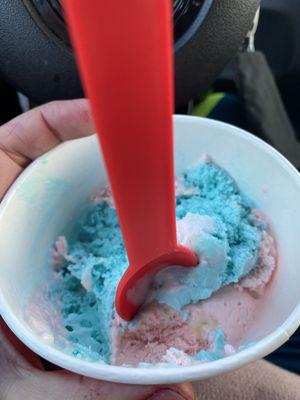 Yummy cotton candy ice cream