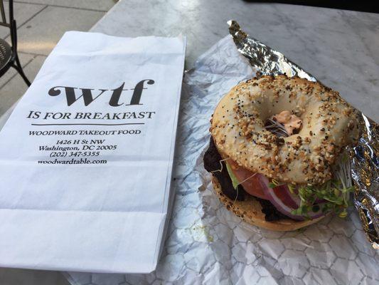 Veggie Bagel Burger (Breakfast)