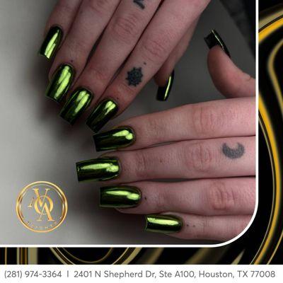 Shine bright this summer with chrome green nails!