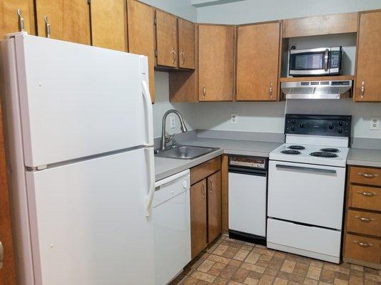 2BR, Kitchen