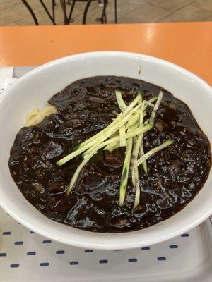 Ja-jang Myun (Black Bean Noodles)