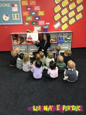 Story time in Toddlers!