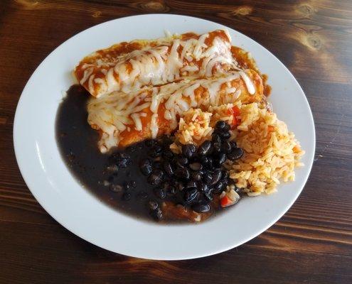 Shreed chicken enchiladas plate