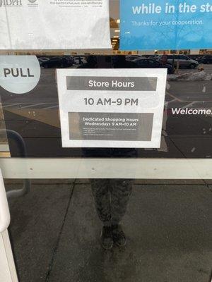 Store hours