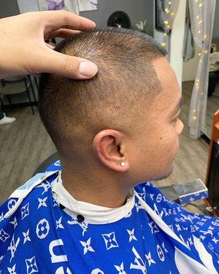 00000 Mid Skin Fade.