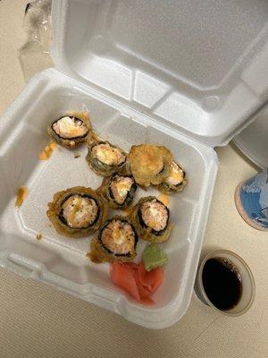 SALMON TEMPURA ROLLS.   WHERE THE ELL AND SPICY MAYO ???? AND XTRA WASABI