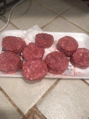 Spoiled beef sliders with rotten smell