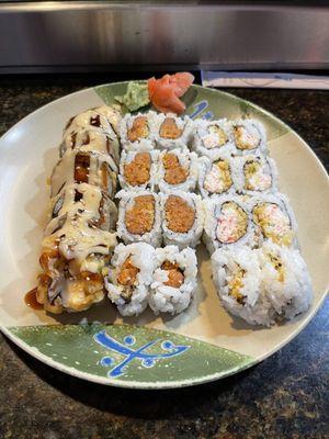 Lunch 3 roll trio for $15.