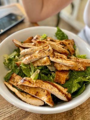 Salad with Grilled Chicken