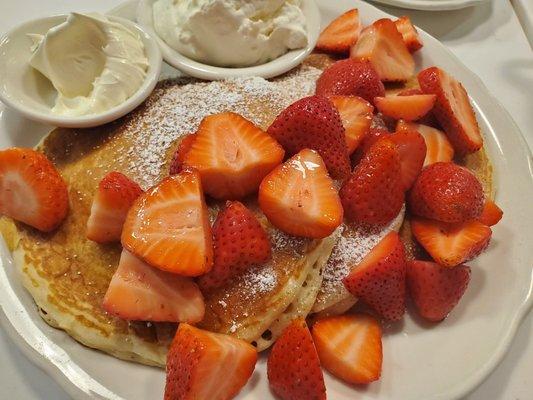 Strawberry pancakes