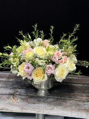 Sympathy arrangement (Candlelight)