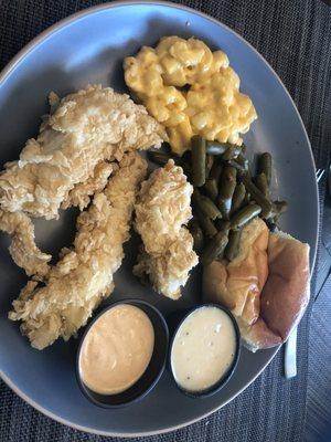 Family chicken dinner with Mac and cheese and green beans