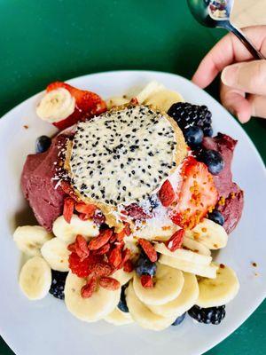 Açaí bowl topped with dragon fruit