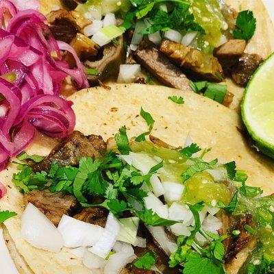 Tacos de carnitas