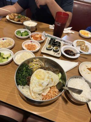 Bibimbap/sweet sour shrimp/ banchan /kimbap/yaki mandu