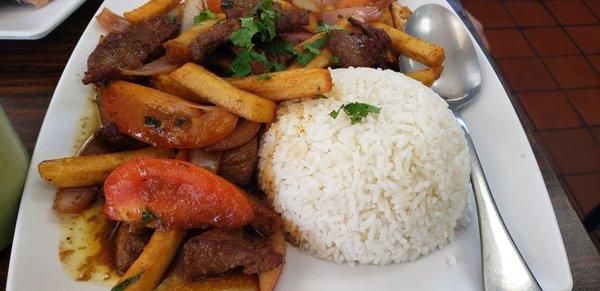 Lomo Saltado