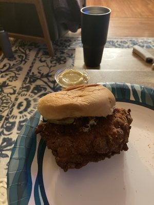 "Hot" chicken sandwich