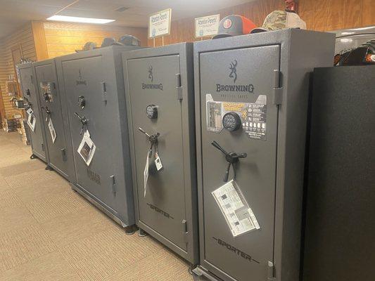 Gun safes