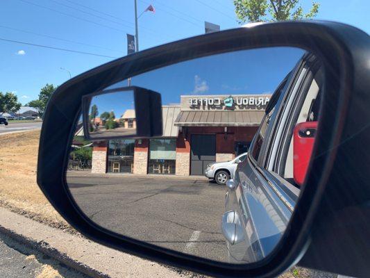 World class side mirror picture of this classy Caribou