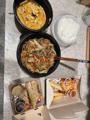 L to R - pagnang curry, Drunken Noodle, rolling duck and Crispy Shrimp Dangerous (not as good as it was hyped up to be).